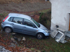 Dopoledne zasahovali hasiči u několika nehod