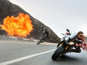 Recenze: Mission Impossible – Národ grázlů, aneb Ethan Hunt je pořád děsnej bourák