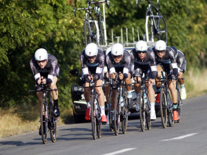 Časovku v Uničově vyhrál Etixx-Quick Step, v průběžném vedení je Zdeněk Štybar