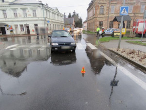 Policie se snaží objasnit příčiny dopravní nehody, při které zemřel cyklista. Neviděli jste ji?