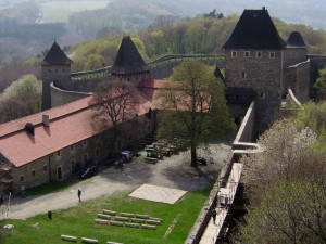 Na hradě Helfštýn se u stánku s občerstvením těžce popálili dva lidé