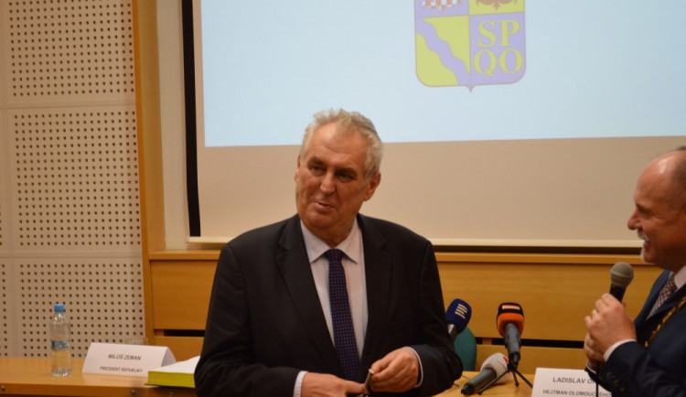 Miloš Zeman přijede v listopadu do Olomouckého kraje. Bude tu tři dny