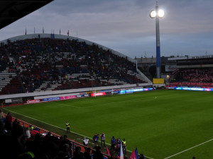 Zastupitelstvo města dnes schválilo záměr radnice koupit Andrův stadion