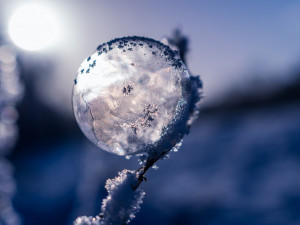 POČASÍ NA STŘEDU: Varování meteorologů před mrazy stále platí