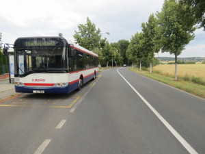 Zloděj okradl seniorku v olomoucké MHD, z kabelky jí vzal peněženku