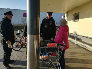 Vánoční nákupy lákají zloděje, využívají nepozornosti zákazníků. Policie radí, jak předejít nepříjemnostem