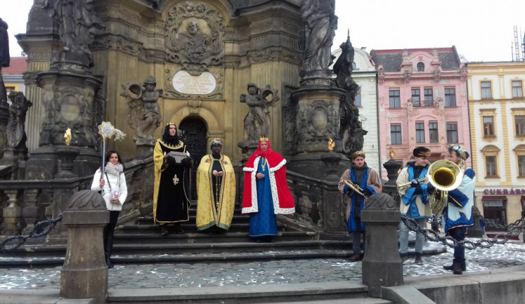 Tříkrálová sbírka probíhá i v Olomouci. Letos je zaměřena na podporu sociálního bydlení a hospicové péče