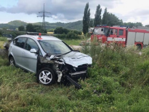 Železniční trať v Šumperku uzavřela srážka vlaku s autem