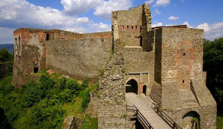 Helfštýn otevře své brány v březnu. Zpřístupnění paláce se plánuje na léto