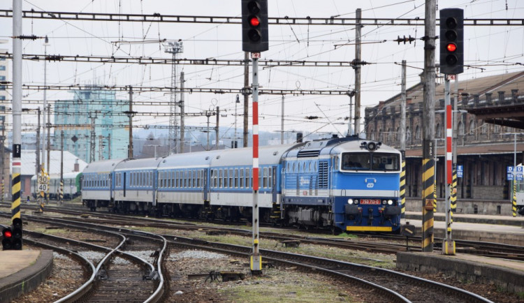 V Olomouckém kraji dojde od příštího týdne k omezení také vlakové dopravy