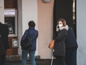 Olomouc vykupuje podomácku vyrobené roušky, za jednu zaplatí 35 korun