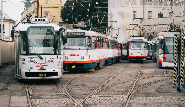 Od středy dochází v Olomouci ke změně jízdného. Základní jízdné se zdraží, zlevní naopak celoroční jízdné