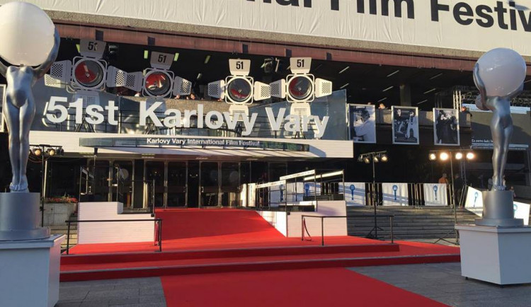 Karlovarský filmový festival se přesouvá do kin po republice. Nechybí ani olomoucký Metropol