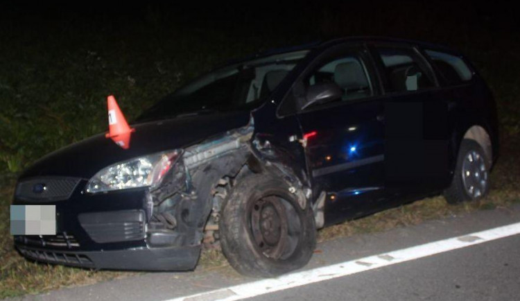 Střet osobního auta s nákladním. Řidička nadýchala přes dvě promile