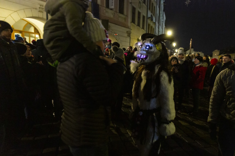 Démonická Krampus show v centru Olomouce