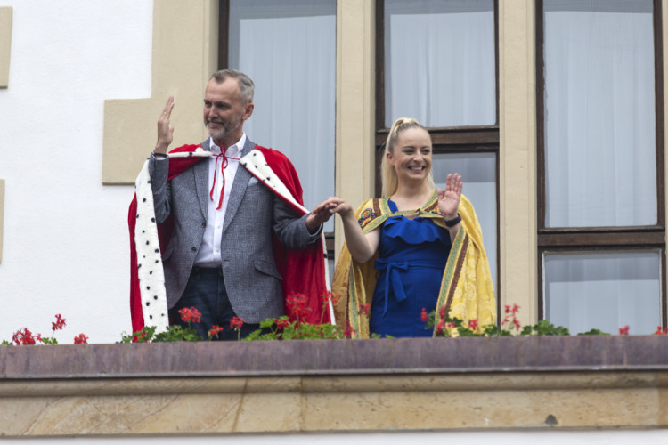 Desátému olomouckému majálesu vládne královský pár ze Stardance