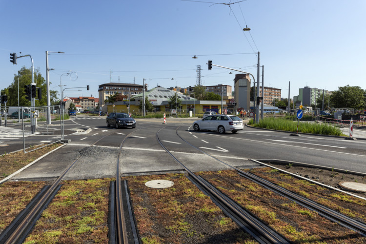 Stavba tramvajové trati v Olomouci pokračuje, v provozu má být od listopadu