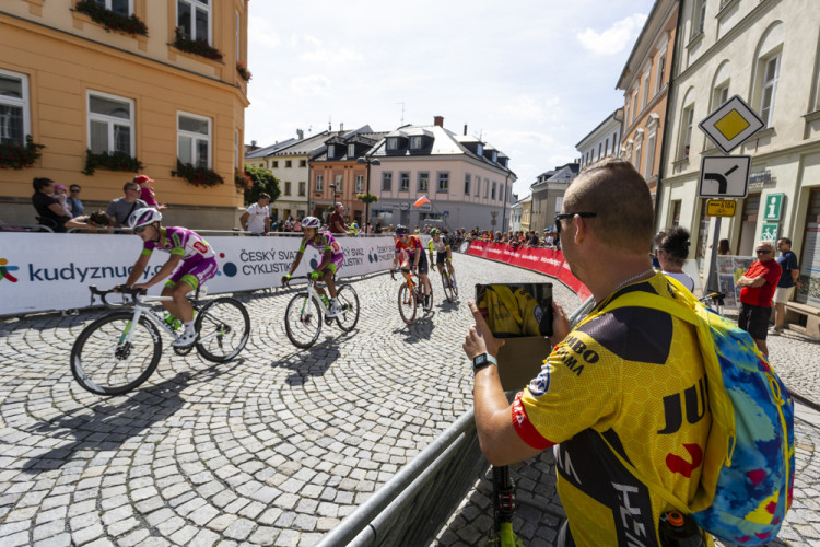 Závěrečná etapa Sazka Tour přinesla do Šternberku vrcholnou cyklistiku