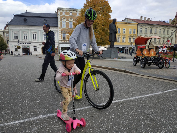 FOTOGALERIE: Koloběžkiáda na prostějovském náměstí